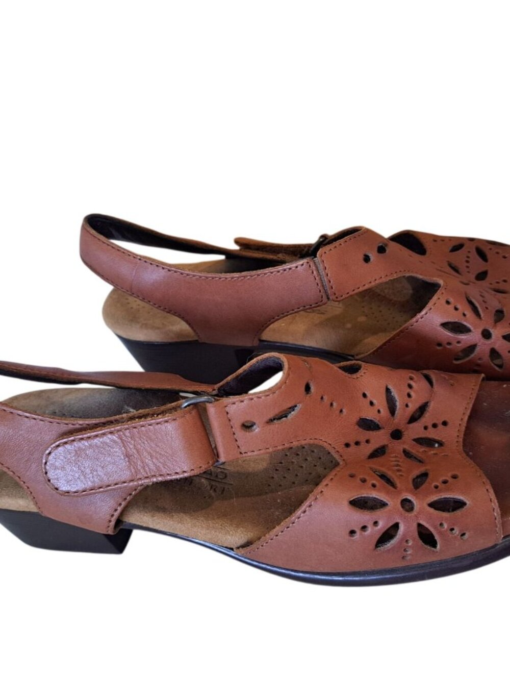 SAS Sunburst Chestnut Brown Leather Sandals Heel Strap Laser-Cut Floral Womens 7